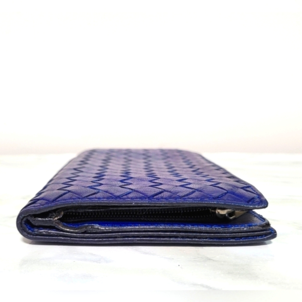 Bottega Veneta Intrecciato Weave Leather Wallet - Picture 4 of 16